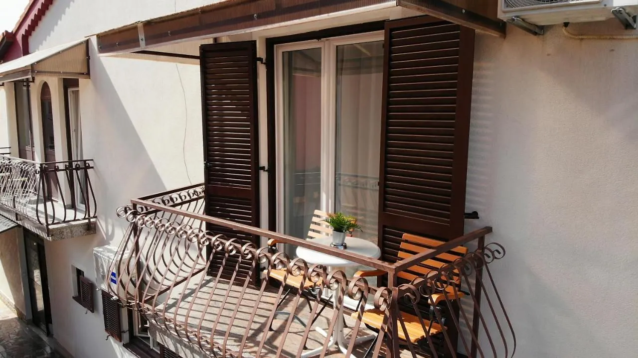 Aurelis Apartments Porec