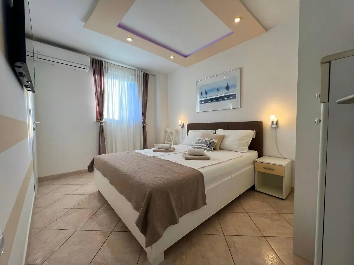 Aurelis Apartments Πόρετς Κροατία