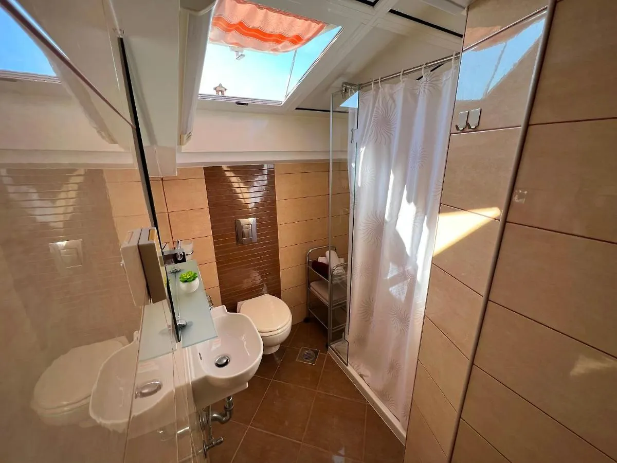 Aurelis Apartments Πόρετς