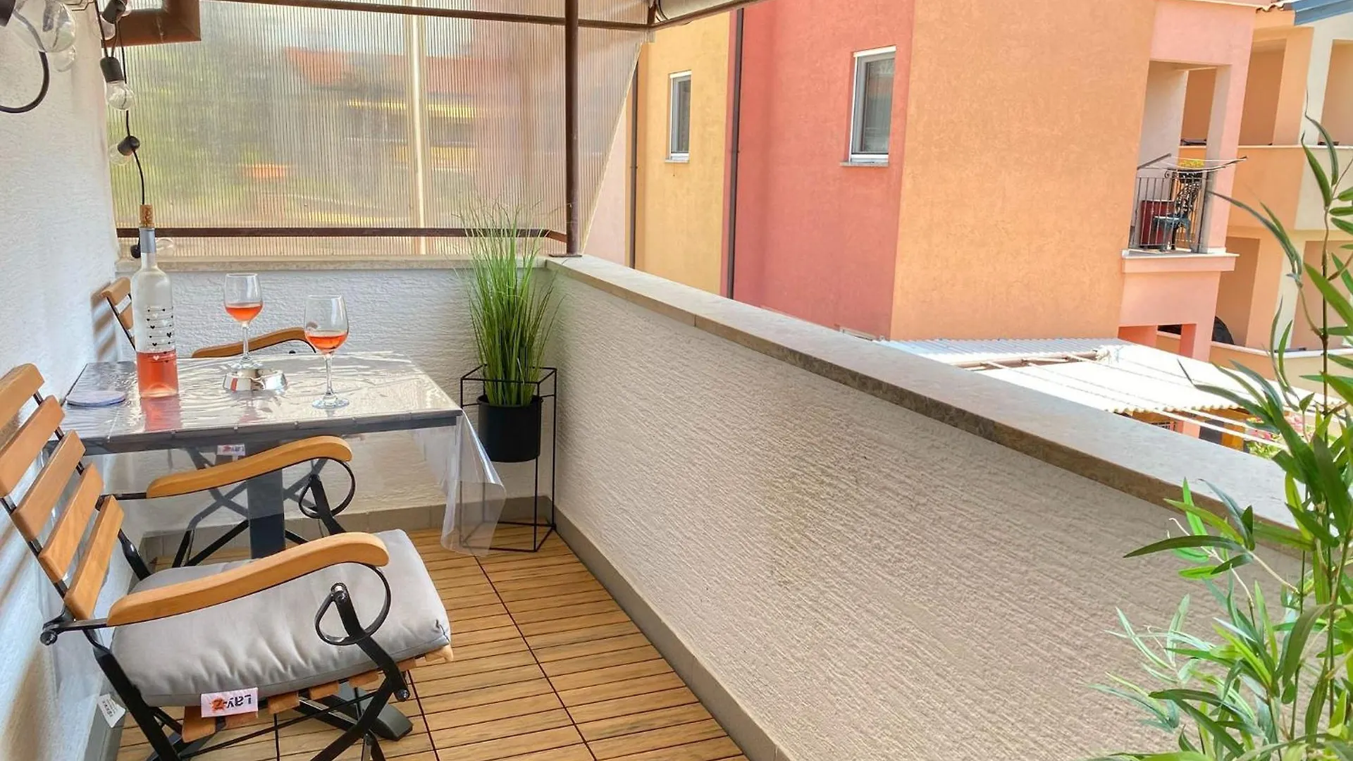 Aurelis Apartments Πόρετς