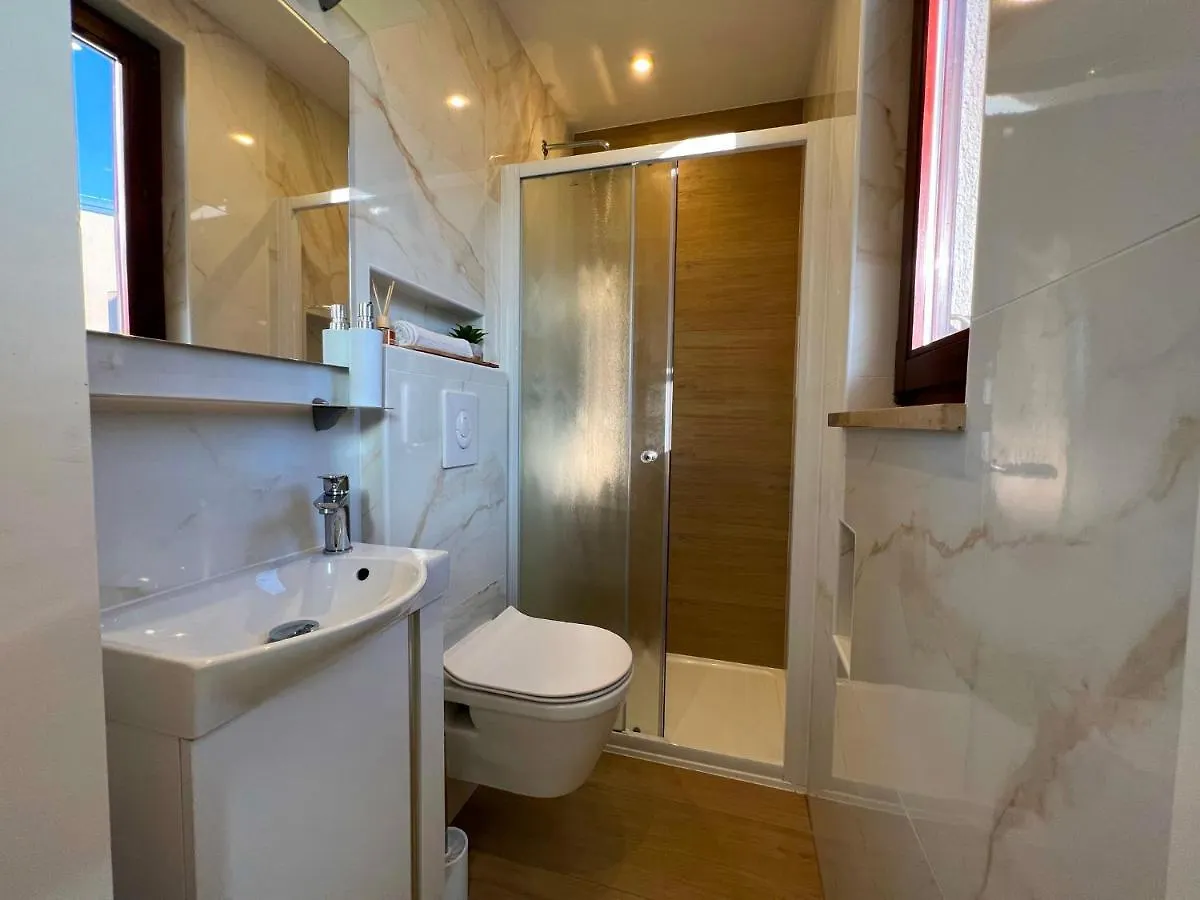 Aurelis Apartments Porec 0*,